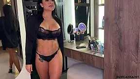 Perfect Bubble Butt Babe Feels Her Pussy Smashed by Fat Rod in Garage.