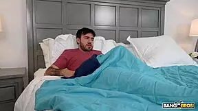 Bangbros - Angel Youngs touches herself in kitchen before roommate’s boyfriend drills her.