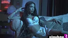 i saw veronica rodriguez showin' her perfect body, petite wit bubble butt 😍