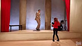 man, lexi’s ass in leggings is just too good to ignore while she dances!