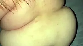 Ošklivý spolubydlící, chceš se přidat po tom, co mě přistihl masturbovat mokrou?