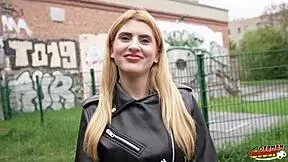 이 독일 스카우트, 큰 가슴 라티나 롤라 모랑고와 캐스팅에서 애널 당함?