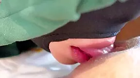 Thai housewife's secret oral pleasures