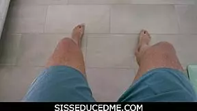 Lana Small gives a nice rodeo ride to stepbro Jay Rock in this video.