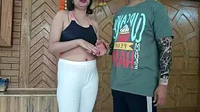 Steamy workout turns into blowjob session