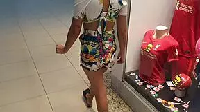 i found a girl with the tiniest pussy ever while shopping, what a delight.