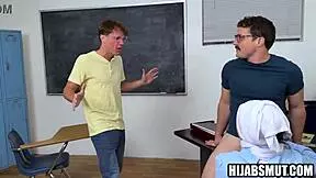 Muslim teacher gets fucked in foursome by american students?