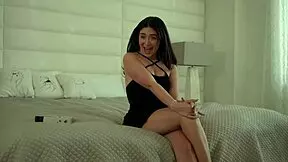 Queenie Sateen and Jane Wilde enjoy a hot scissoring session with kisses and orgasms