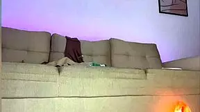 19살 미녀 큰가슴 육덕 엉덩이 오일 바르고 자지 빨아