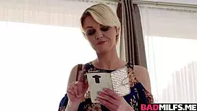 Does Marie McCray Fuck Her Boyfriend?