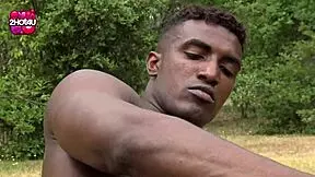 Jeune Coquine Poilue Se Fait Demonter Par Une Enorme Queue