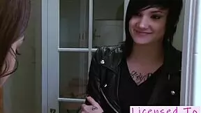 Licensed to Lick - Riley Reid Devours Dyke's Box in Lingerie with Intense Passion. Got a Taste?