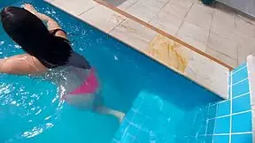 stepsister surprised by hard cock at pool