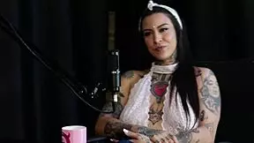 Lexi Mallet Enjoys Gangbang With Strangers At The Motel