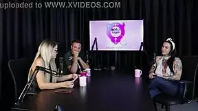 Lexi Mallet Enjoys Gangbang With Strangers At The Motel