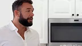 Κορίτσια Ζεσταίνουν Τη Πουτσάνα Για Έντονο Γαμήσι Ξανθής Έφηβης 18+