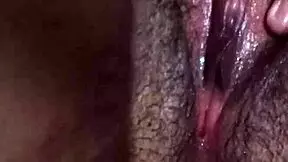 ADORO ESFREGA MINHA BUCETINHA VIRGEM