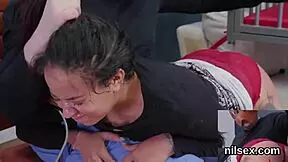 Wow, that hot latin stepmom has a delicious pussy in the bedroom! 😍