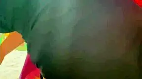 amateurs eating pussy outdoors in raw fucking session