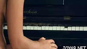 pink barely legal teen’s wet slit gets toyed hard