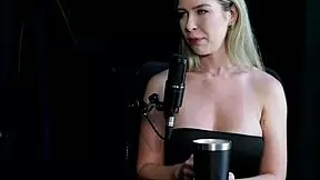 sempre gostou de putaria iniciou no l�sbico e masturba��o deu dicas pra quem come�a queria transar no avi�o - milena moreau watch on sheer red