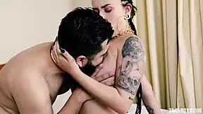 Pawg Brunette Licks Pussy And Deepthroats Big Ass