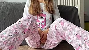 Stepsister Small 18+ Boobs In Pajama FUCK Finger Pussy And Squirting Cum Close Up