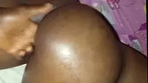 amateur teen african girl swallows fingers in homemade fucking