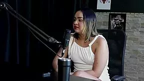 she loves anal sex and bdsm with 8 men 😈