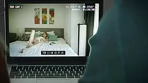 Фостер учи да не држи тајне док Хавана Блеу и Џесае Росае добијају хардкор ПОВ јебање са својим великим сисама и дупетима.