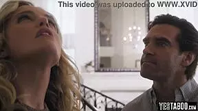 australian milf panas dalam threesome dengan bekas busty dan boyfriend berkote besar 🔥