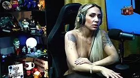 Ruan Kisses Bruna Lambertini, She Sits Naked on His Lap, Cock Rises in Outdoor Podcast