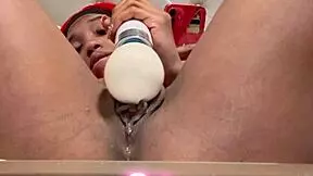 Redhead Teen 18+ Shows Big Pussy Lips in Late Night Solo Call