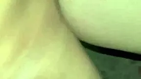 Can't resist fucking cousin's hot ass 😈