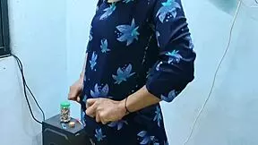 moj prijatelj me je izkoristil, ko sem bila sama doma