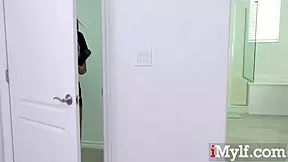 i’ll do anything if he calls me stepmommy, holly lace