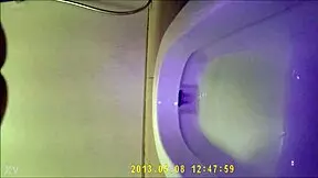 asian teen 18+ pee in toilet hidden