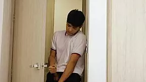 watching my stepmom get fucked 😍