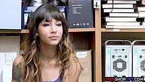 Sol Megan Fire removes condom for intense session