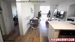 hot blonde stepmom gave her s bj of time