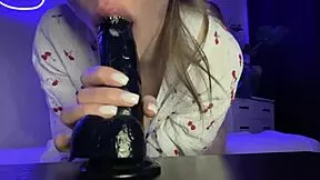 yes daddy, i want to suck your big dick so bad 😈