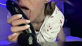 yes daddy, i want to suck your big dick so bad 😈