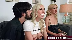 Step sister freeused while gaming