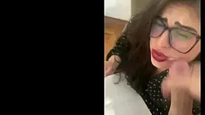 아름다운 이웃이 플래시하고 더티 토크로 블로잡 줘