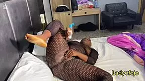 Hot sexy mum got fuck by her next door neighbors full video on red