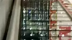 I cought this candid teens booty in tight jeens, oh man its so hot!