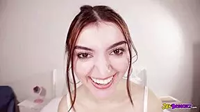 world’s biggest bbc gets sucked by eager teen mouth