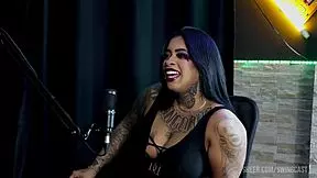 Marcely Mello swings with Tifany Rocha in public! 😍