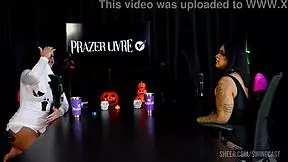 Marcely Mello swings with Tifany Rocha in public! 😍