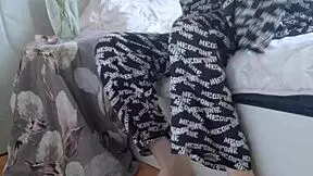 man, elza kom in nylon tights got me worshippin her big ass, like, i’m totally hooked, ya feel me?